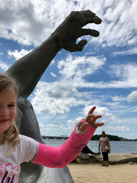 National Harbor Awakening Statue Sculpture Picture Pose Oxon Hill MD